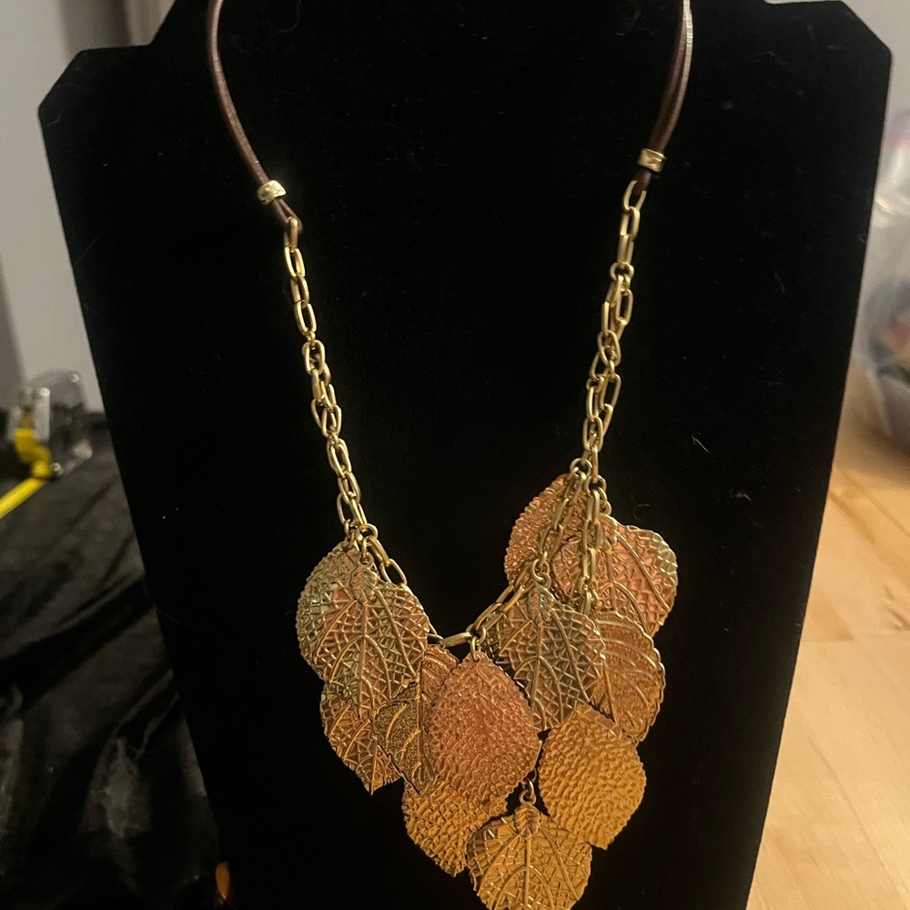 Gold Leaf Cluster Necklace